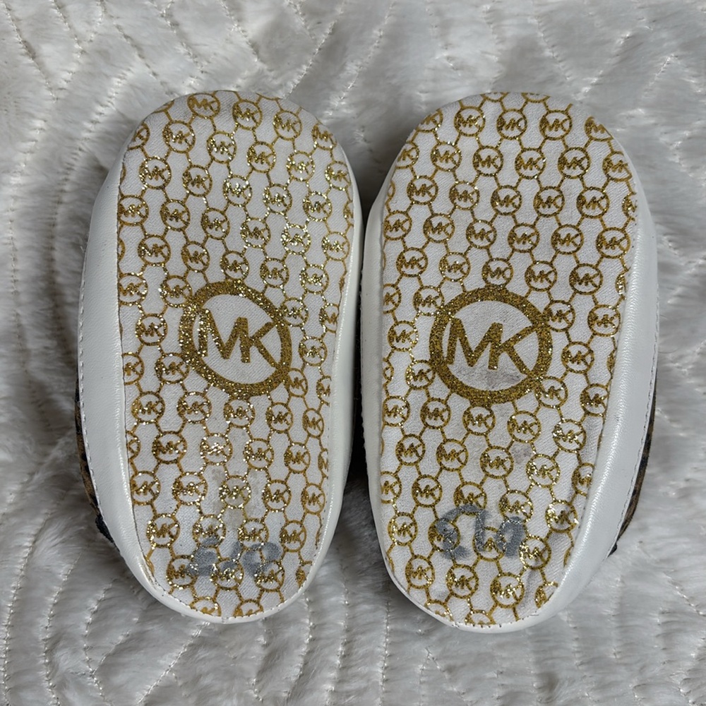 Micheal Kors Black and Leopard Infant baby Shoes - Size 4 - Picture 5 of 8